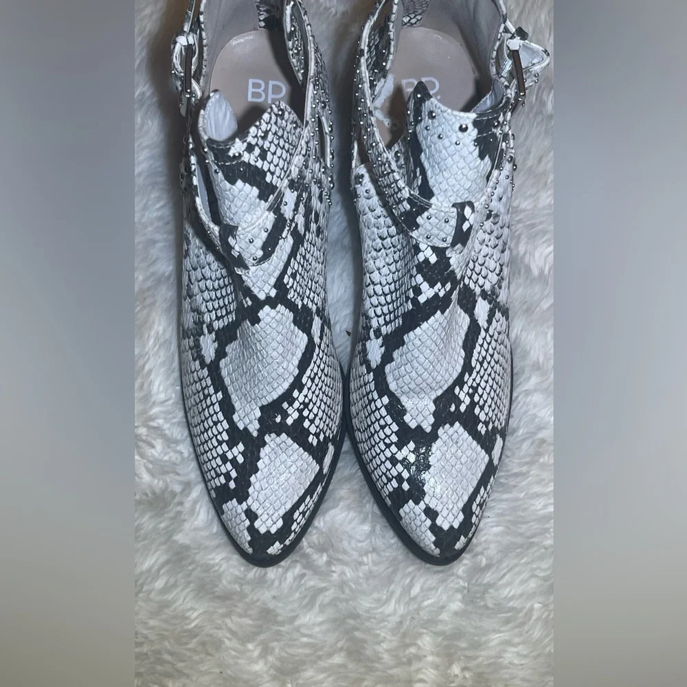 BP Women's Black and White Snake Print ankle boots size 10